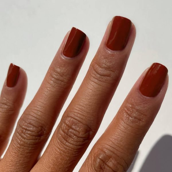 Vernis Crème Rouge Profond